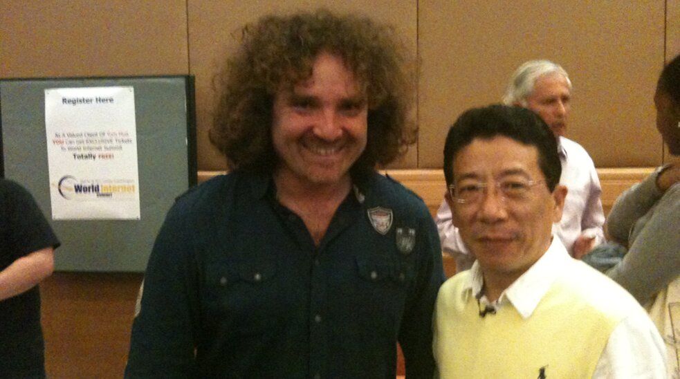 Régis Archimbaud avec Tom Hua